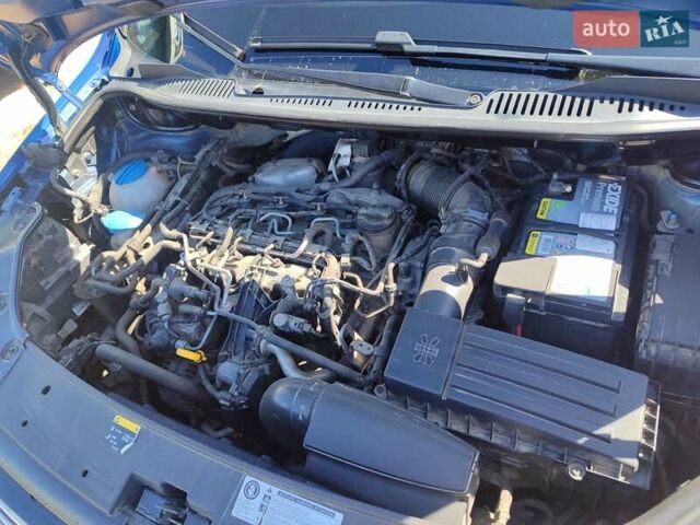 Синій Фольксваген Кадді, об'ємом двигуна 1.97 л та пробігом 181 тис. км за 17000 $, фото 5 на Automoto.ua