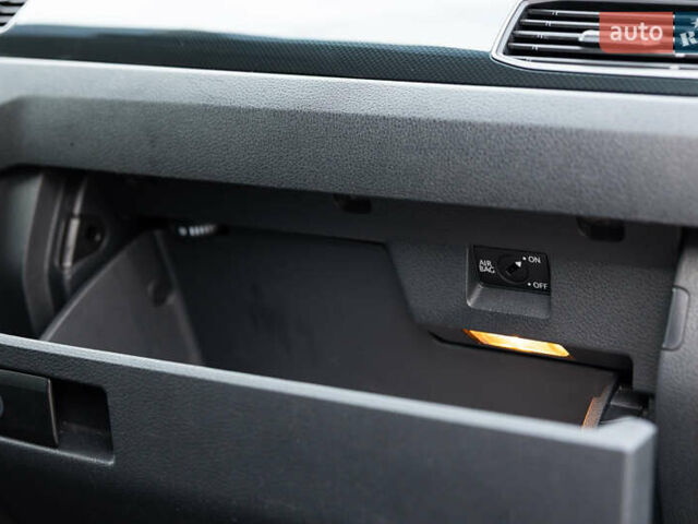 Синий Фольксваген Кадди, объемом двигателя 2 л и пробегом 257 тыс. км за 18800 $, фото 64 на Automoto.ua