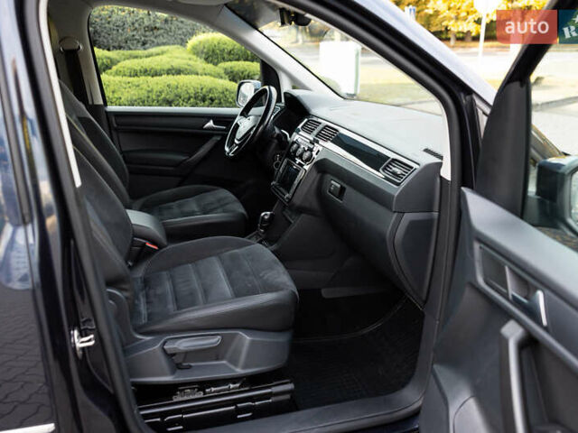 Синий Фольксваген Кадди, объемом двигателя 2 л и пробегом 257 тыс. км за 18800 $, фото 58 на Automoto.ua