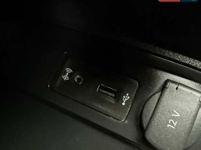 Синій Фольксваген Кадді, об'ємом двигуна 2 л та пробігом 239 тис. км за 16750 $, фото 87 на Automoto.ua