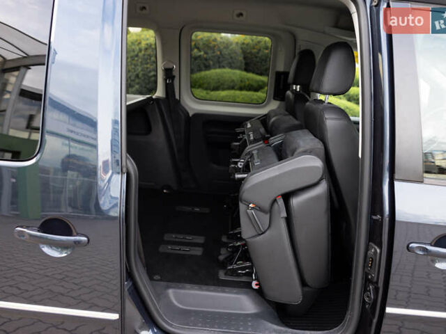 Синий Фольксваген Кадди, объемом двигателя 2 л и пробегом 257 тыс. км за 18800 $, фото 69 на Automoto.ua