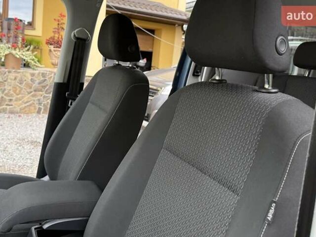 Синій Фольксваген Кадді, об'ємом двигуна 2 л та пробігом 239 тис. км за 16750 $, фото 51 на Automoto.ua