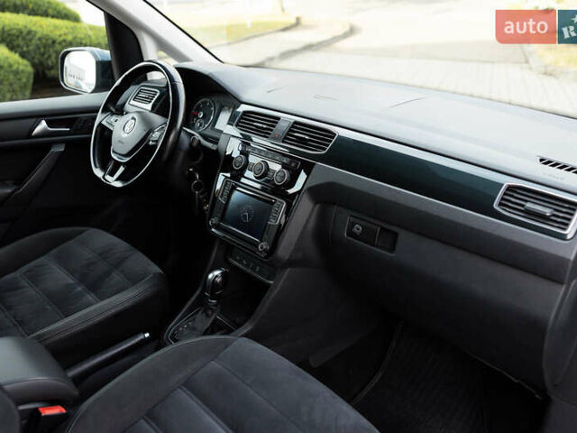 Синий Фольксваген Кадди, объемом двигателя 2 л и пробегом 257 тыс. км за 18800 $, фото 59 на Automoto.ua