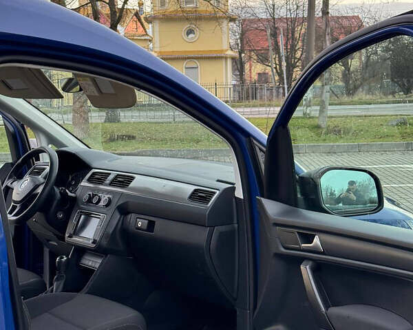 Синий Фольксваген Кадди, объемом двигателя 2 л и пробегом 230 тыс. км за 14900 $, фото 22 на Automoto.ua