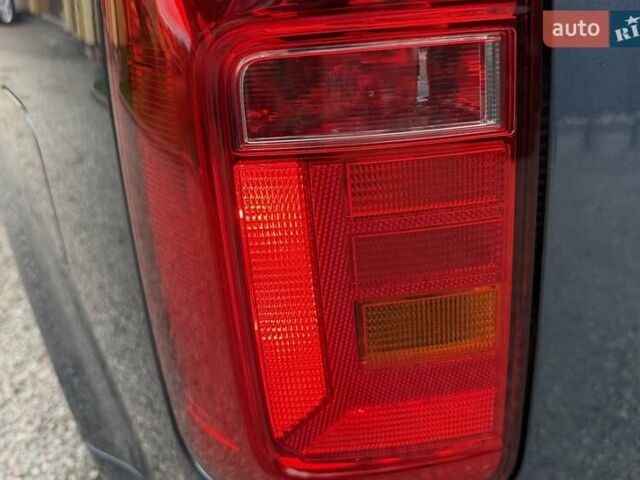 Синій Фольксваген Кадді, об'ємом двигуна 2 л та пробігом 239 тис. км за 16750 $, фото 25 на Automoto.ua