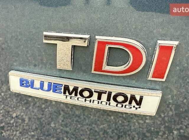 Синій Фольксваген Кадді, об'ємом двигуна 2 л та пробігом 239 тис. км за 16750 $, фото 32 на Automoto.ua