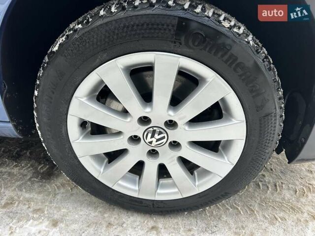 Синий Фольксваген Кадди, объемом двигателя 2 л и пробегом 259 тыс. км за 17700 $, фото 27 на Automoto.ua