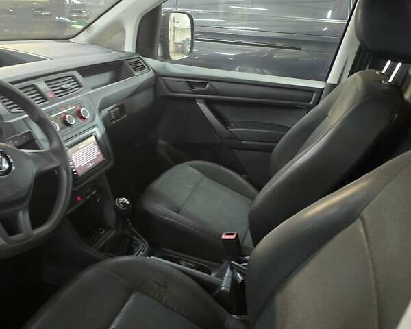 Синий Фольксваген Кадди, объемом двигателя 2 л и пробегом 187 тыс. км за 12800 $, фото 7 на Automoto.ua