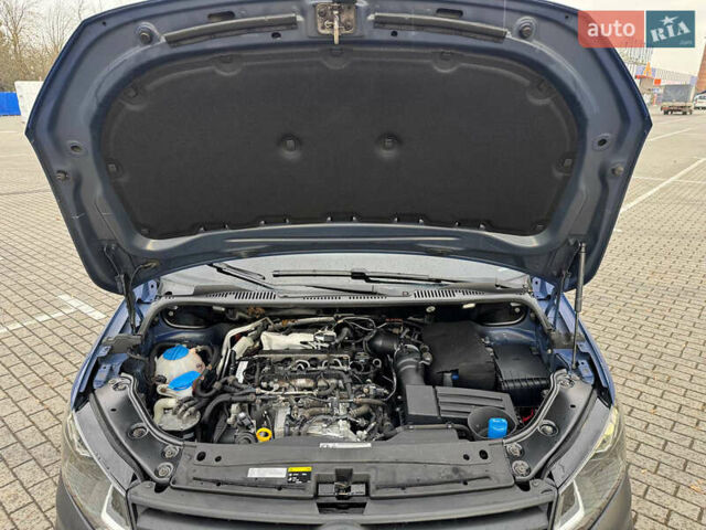 Синий Фольксваген Кадди, объемом двигателя 2 л и пробегом 230 тыс. км за 14900 $, фото 37 на Automoto.ua