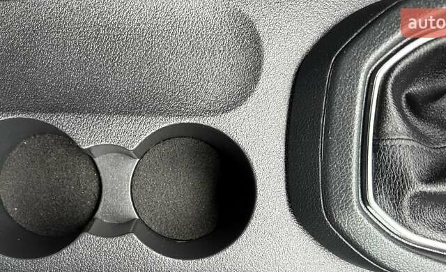 Синій Фольксваген Кадді, об'ємом двигуна 2 л та пробігом 239 тис. км за 16750 $, фото 72 на Automoto.ua