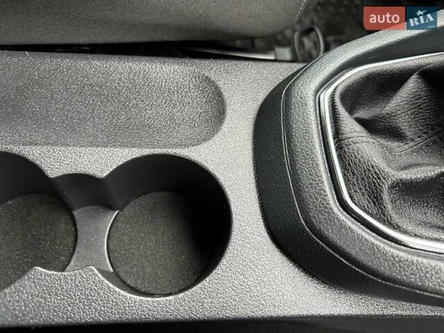 Синій Фольксваген Кадді, об'ємом двигуна 2 л та пробігом 239 тис. км за 16750 $, фото 114 на Automoto.ua