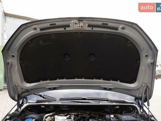 Синий Фольксваген Кадди, объемом двигателя 2 л и пробегом 257 тыс. км за 18800 $, фото 75 на Automoto.ua