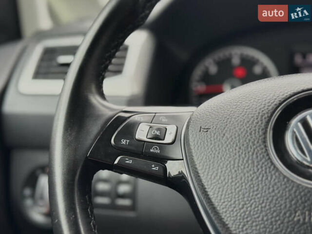 Синий Фольксваген Кадди, объемом двигателя 2 л и пробегом 187 тыс. км за 16950 $, фото 31 на Automoto.ua