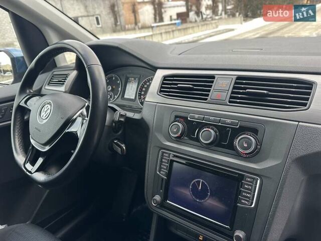Синий Фольксваген Кадди, объемом двигателя 2 л и пробегом 259 тыс. км за 17700 $, фото 4 на Automoto.ua