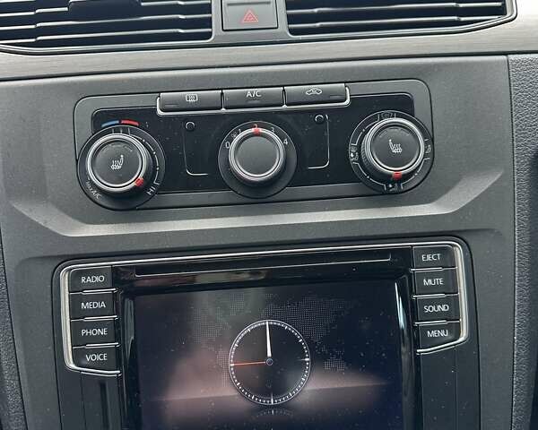 Синий Фольксваген Кадди, объемом двигателя 2 л и пробегом 259 тыс. км за 17700 $, фото 10 на Automoto.ua