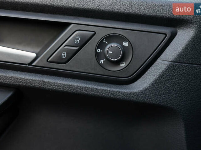 Синий Фольксваген Кадди, объемом двигателя 2 л и пробегом 257 тыс. км за 18800 $, фото 22 на Automoto.ua