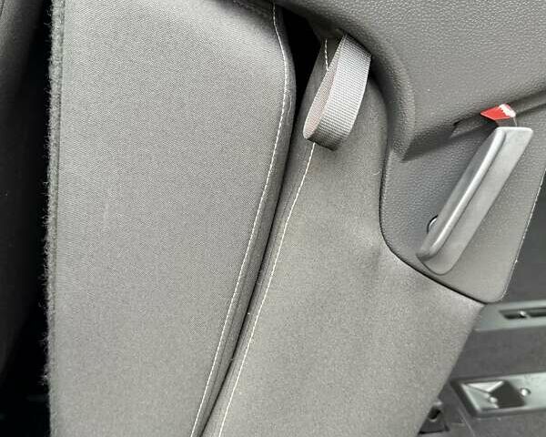 Синій Фольксваген Кадді, об'ємом двигуна 2 л та пробігом 239 тис. км за 16750 $, фото 102 на Automoto.ua