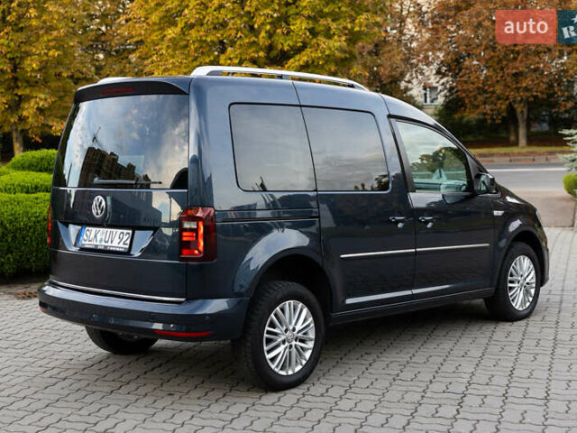 Синий Фольксваген Кадди, объемом двигателя 2 л и пробегом 257 тыс. км за 18800 $, фото 8 на Automoto.ua