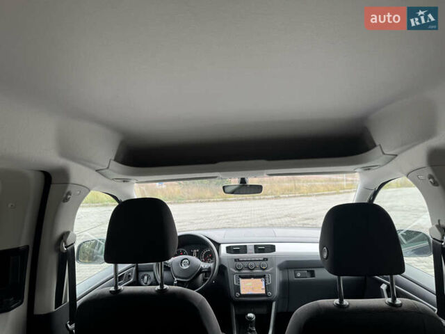 Синий Фольксваген Кадди, объемом двигателя 2 л и пробегом 260 тыс. км за 17700 $, фото 28 на Automoto.ua