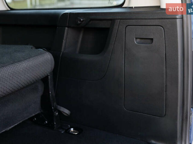 Синий Фольксваген Кадди, объемом двигателя 2 л и пробегом 203 тыс. км за 17300 $, фото 73 на Automoto.ua