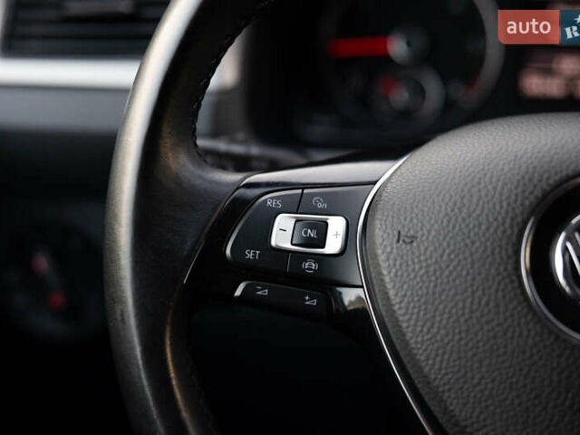 Синий Фольксваген Кадди, объемом двигателя 2 л и пробегом 203 тыс. км за 17300 $, фото 26 на Automoto.ua