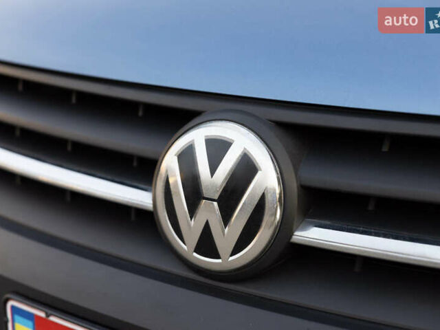 Синий Фольксваген Кадди, объемом двигателя 2 л и пробегом 203 тыс. км за 17300 $, фото 77 на Automoto.ua