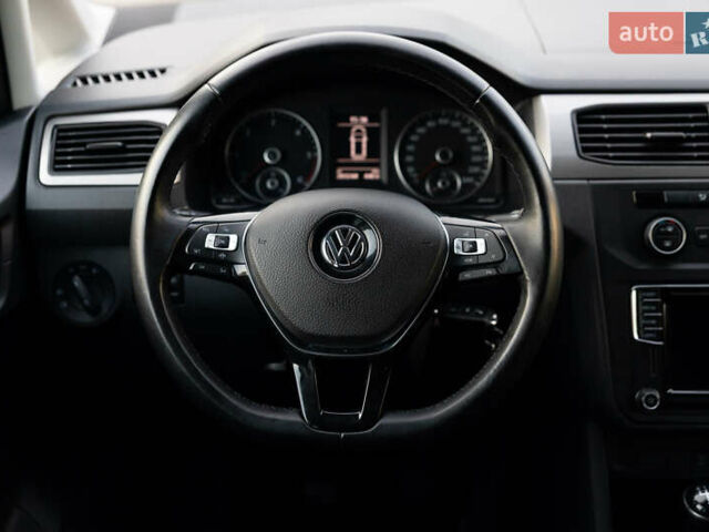 Синий Фольксваген Кадди, объемом двигателя 2 л и пробегом 203 тыс. км за 17300 $, фото 24 на Automoto.ua