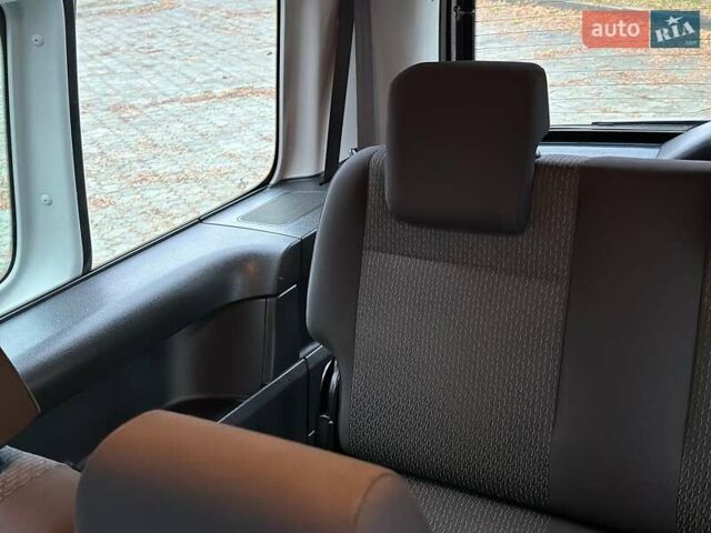 Синій Фольксваген Кадді, об'ємом двигуна 1 л та пробігом 230 тис. км за 12800 $, фото 46 на Automoto.ua