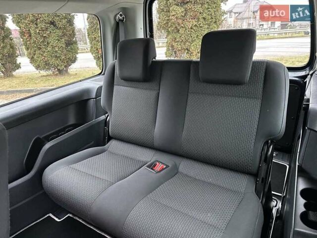 Синий Фольксваген Кадди, объемом двигателя 1 л и пробегом 230 тыс. км за 12800 $, фото 7 на Automoto.ua