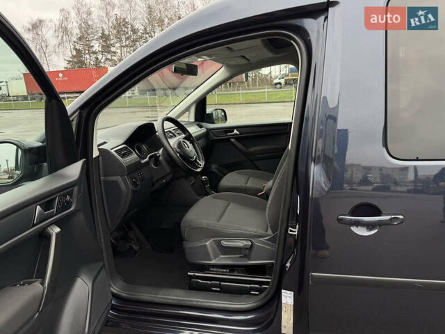 Синий Фольксваген Кадди, объемом двигателя 2 л и пробегом 287 тыс. км за 16700 $, фото 37 на Automoto.ua