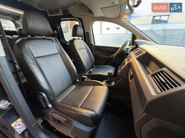 Синий Фольксваген Кадди, объемом двигателя 2 л и пробегом 158 тыс. км за 18900 $, фото 25 на Automoto.ua