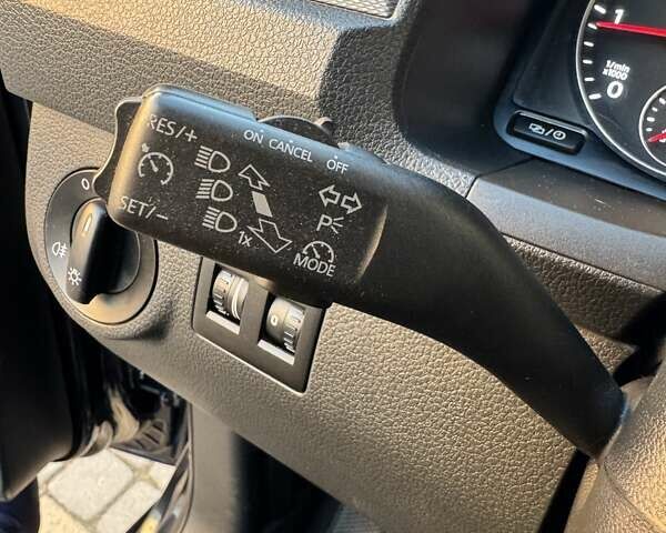 Синий Фольксваген Кадди, объемом двигателя 2 л и пробегом 158 тыс. км за 18900 $, фото 33 на Automoto.ua