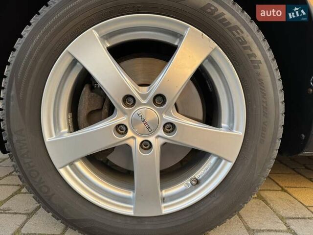 Синий Фольксваген Кадди, объемом двигателя 2 л и пробегом 158 тыс. км за 18900 $, фото 12 на Automoto.ua