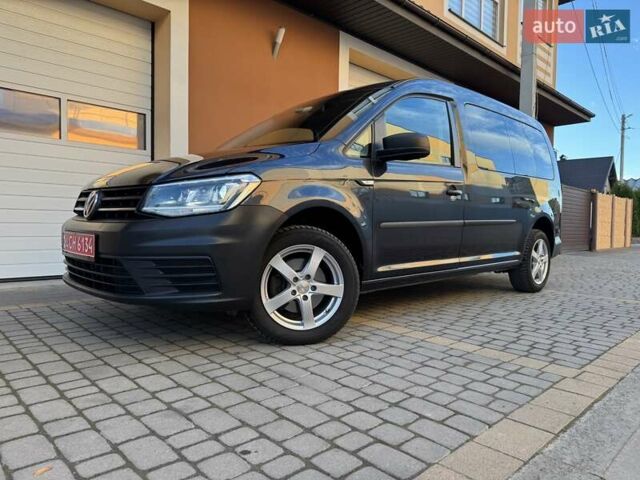 Синий Фольксваген Кадди, объемом двигателя 2 л и пробегом 158 тыс. км за 18900 $, фото 1 на Automoto.ua