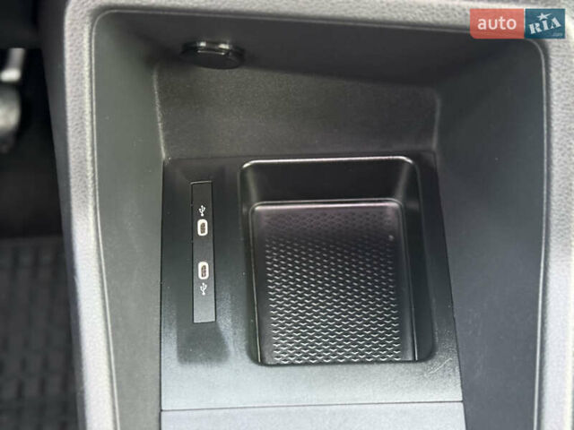 Синий Фольксваген Кадди, объемом двигателя 1.97 л и пробегом 146 тыс. км за 23800 $, фото 37 на Automoto.ua