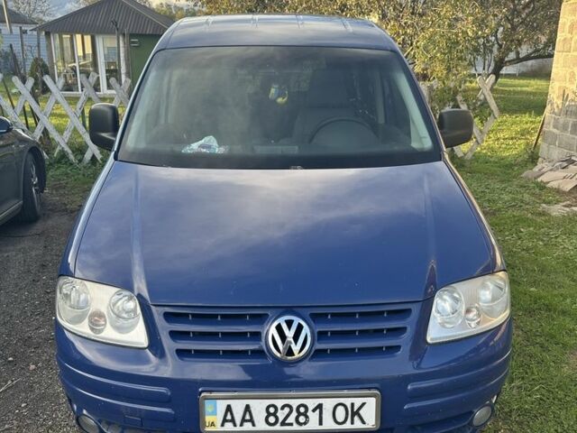 Синій Фольксваген Кадді, об'ємом двигуна 2 л та пробігом 319 тис. км за 7200 $, фото 1 на Automoto.ua