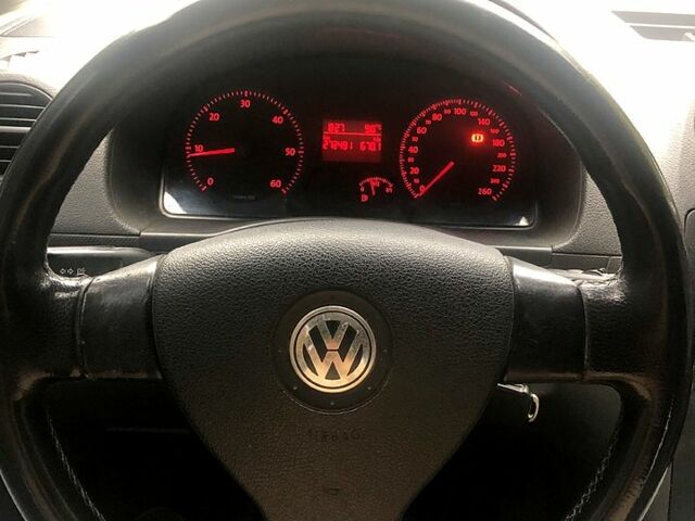 Зеленый Фольксваген Кадди, объемом двигателя 1.9 л и пробегом 272 тыс. км за 5500 $, фото 3 на Automoto.ua