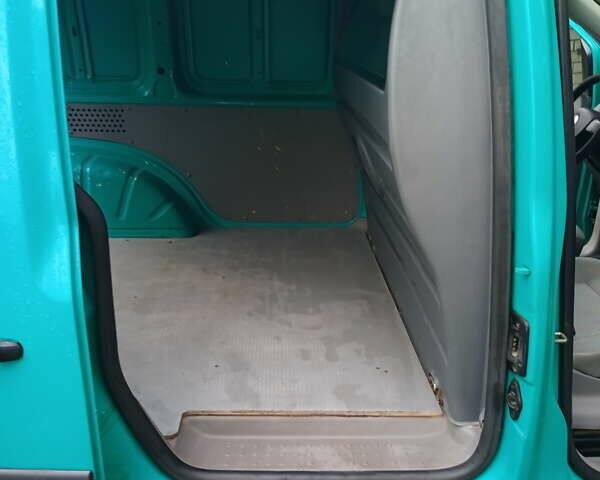 Зеленый Фольксваген Кадди, объемом двигателя 1.98 л и пробегом 226 тыс. км за 4731 $, фото 8 на Automoto.ua