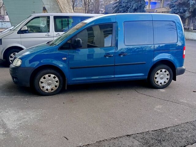 Зеленый Фольксваген Кадди, объемом двигателя 1.6 л и пробегом 238 тыс. км за 8350 $, фото 3 на Automoto.ua