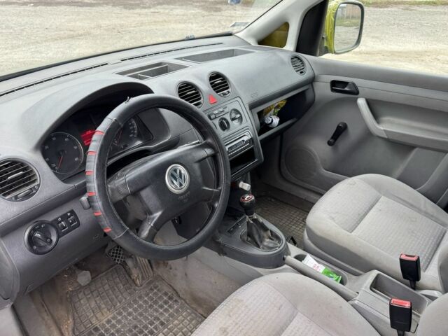 Зеленый Фольксваген Кадди, объемом двигателя 1.9 л и пробегом 250 тыс. км за 1750 $, фото 6 на Automoto.ua