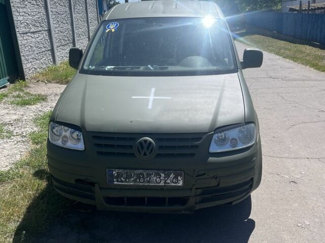 Зеленый Фольксваген Кадди, объемом двигателя 1.9 л и пробегом 300 тыс. км за 2000 $, фото 2 на Automoto.ua