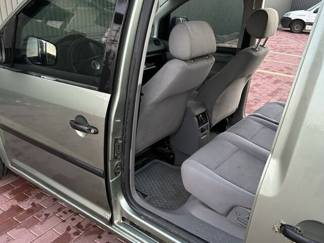 Зеленый Фольксваген Кадди, объемом двигателя 1.9 л и пробегом 459 тыс. км за 3000 $, фото 5 на Automoto.ua