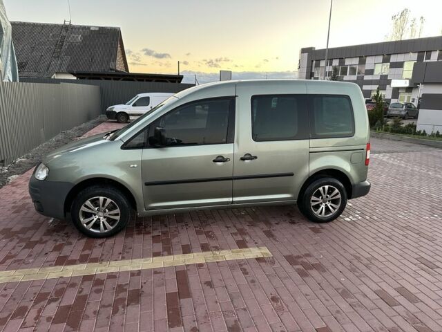 Зеленый Фольксваген Кадди, объемом двигателя 1.9 л и пробегом 459 тыс. км за 3000 $, фото 2 на Automoto.ua