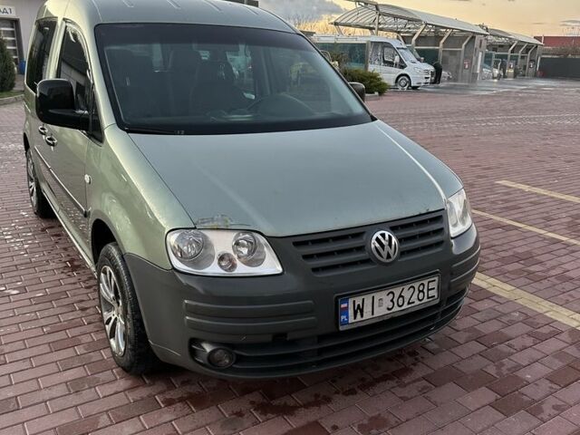 Зеленый Фольксваген Кадди, объемом двигателя 1.9 л и пробегом 459 тыс. км за 3000 $, фото 4 на Automoto.ua