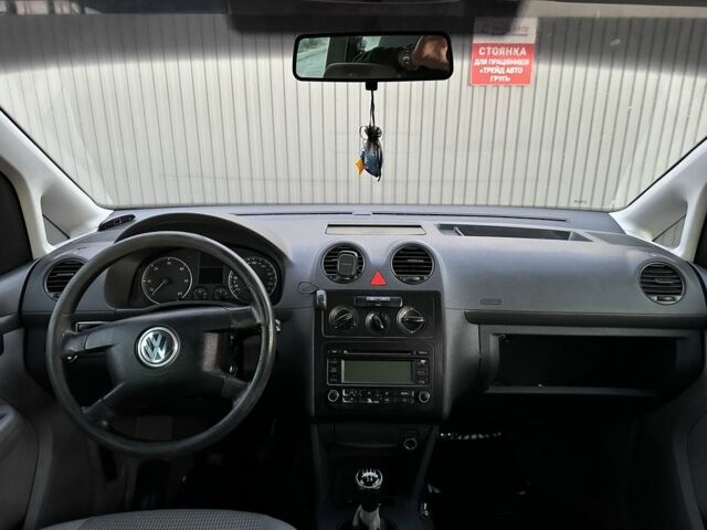 Зеленый Фольксваген Кадди, объемом двигателя 1.9 л и пробегом 459 тыс. км за 3000 $, фото 6 на Automoto.ua