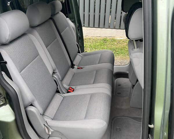 Зеленый Фольксваген Кадди, объемом двигателя 1.6 л и пробегом 285 тыс. км за 5700 $, фото 10 на Automoto.ua