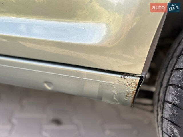 Зеленый Фольксваген Кадди, объемом двигателя 1.6 л и пробегом 285 тыс. км за 5700 $, фото 15 на Automoto.ua