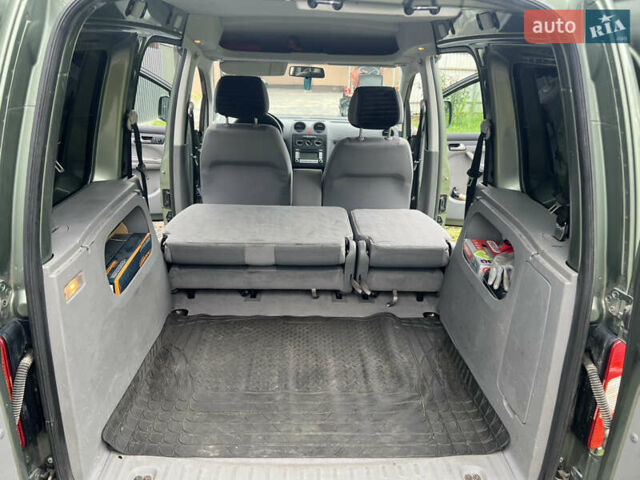 Зеленый Фольксваген Кадди, объемом двигателя 1.6 л и пробегом 285 тыс. км за 5700 $, фото 11 на Automoto.ua