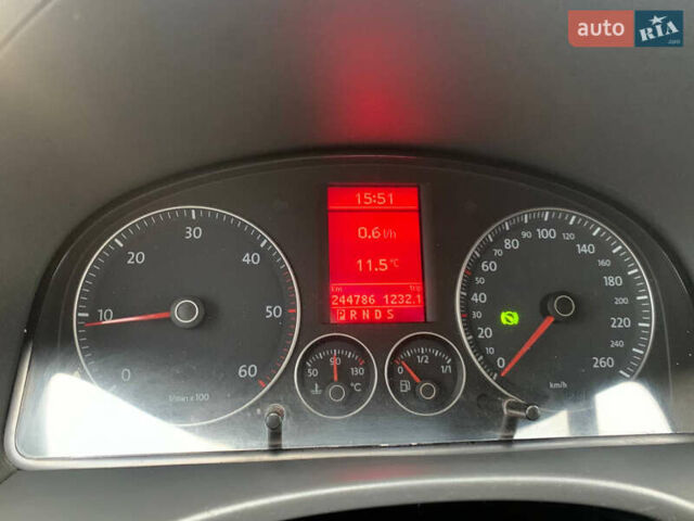 Зелений Фольксваген Кадді, об'ємом двигуна 1.9 л та пробігом 244 тис. км за 7500 $, фото 12 на Automoto.ua