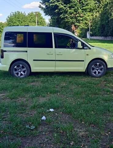 Зелений Фольксваген Кадді, об'ємом двигуна 1.98 л та пробігом 232 тис. км за 6000 $, фото 11 на Automoto.ua